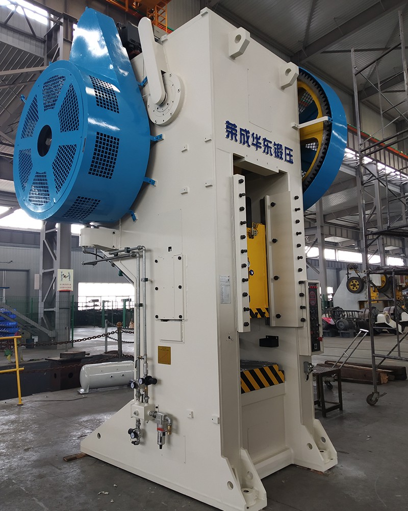 JRD31係列閉式（shì）熱鍛壓力機