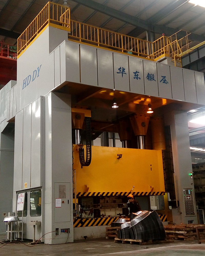 J39係列閉式四點機械壓力機