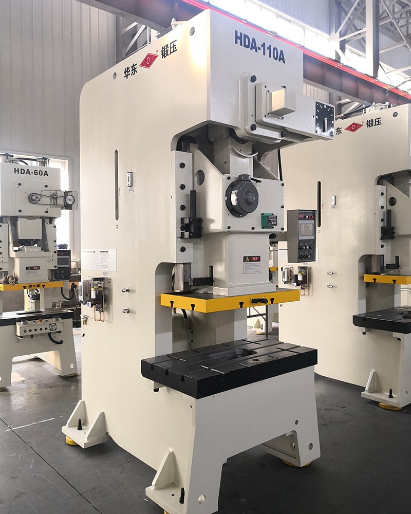 濟南HDA係列開式單曲（qǔ）軸精密衝床(80T-315T)調（diào）速